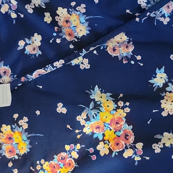 Girl's Flutter Sleeve Dress - Picture 4 of 6